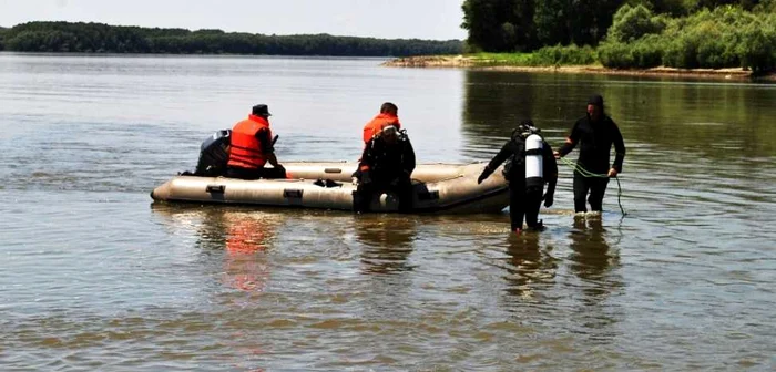 Salvatorii nu au găsit trupul bărbatului Foto:Arhivă Adevărul