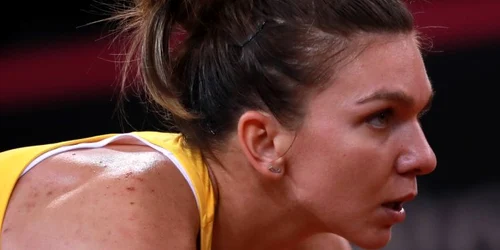 Fed Cup Franţa România partida dintre Kristina Mladenovici şi Simona Halep FOTO EPA/EFE / Christophe Petit Tesson