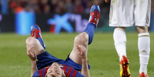 Barcelona - Real. Messi, faultat * Foto: Reuters