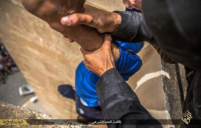 
    Audiențele la astfel de execuții publice sunt foarte marifoto: Daily Mail  