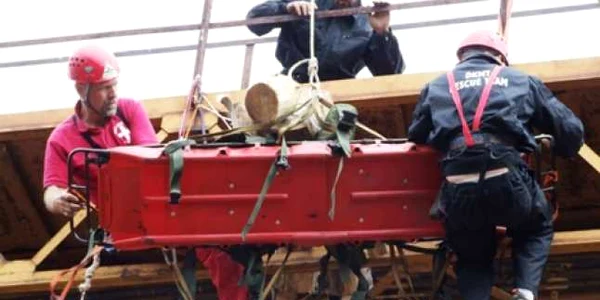 Reşiţa: Caransebeşenii au serbat 40 de ani de Salvamont (GALERIE FOTO)