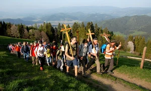 Umanizarea omului în vecinătatea sacrului jpeg