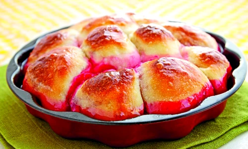 tarta prune shutterstock 88001785 jpeg