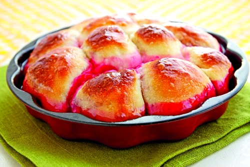 tarta prune shutterstock 88001785 jpeg