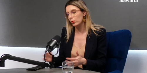 DIANA BUZOIANU 1 mp4 thumbnail png