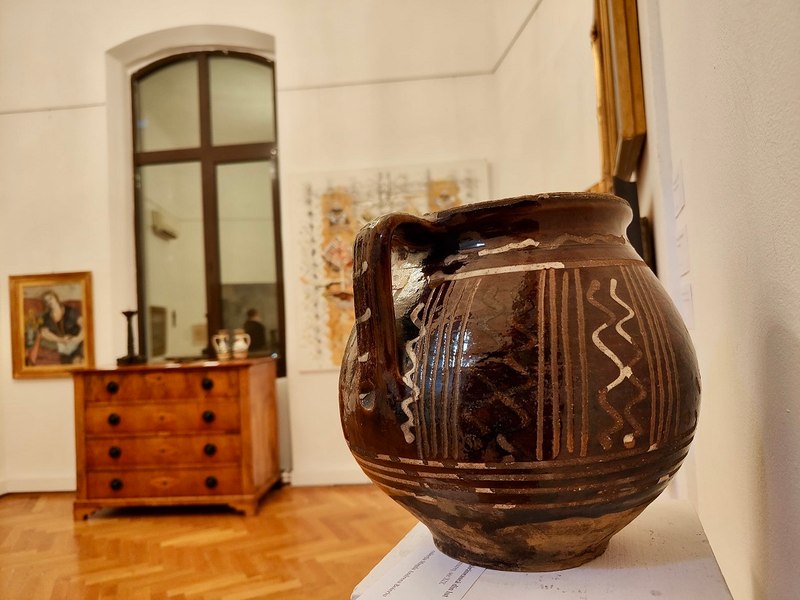 La Romană, acolo unde se întâlnesc bucureștenii și arta românească. De 10 ani, o casă monument  este Galeria Romană 