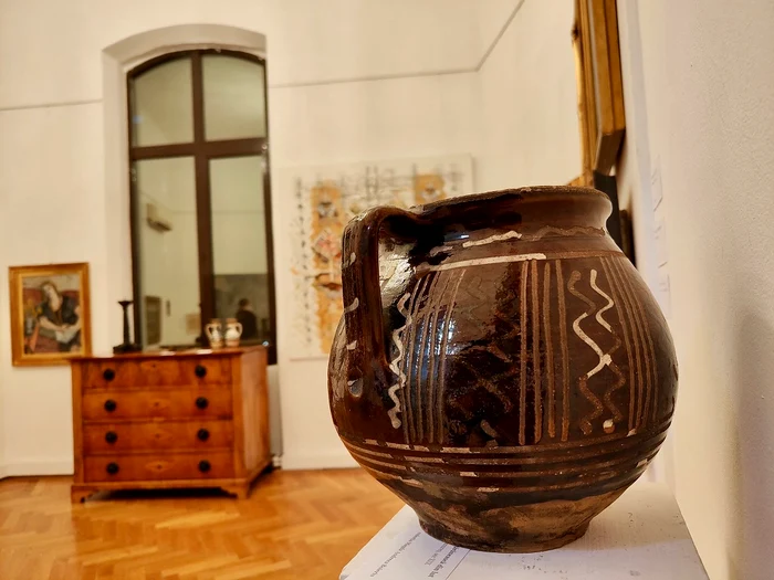 Galeria Romană din București este locul de întâlnire pentru cei care iubesc arta