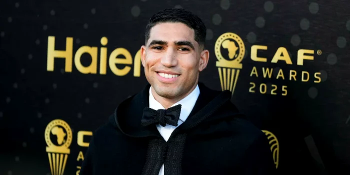 Achraf Hakimi a urcat în sfârșit pe cel mai înalt podium al fotbalului african.