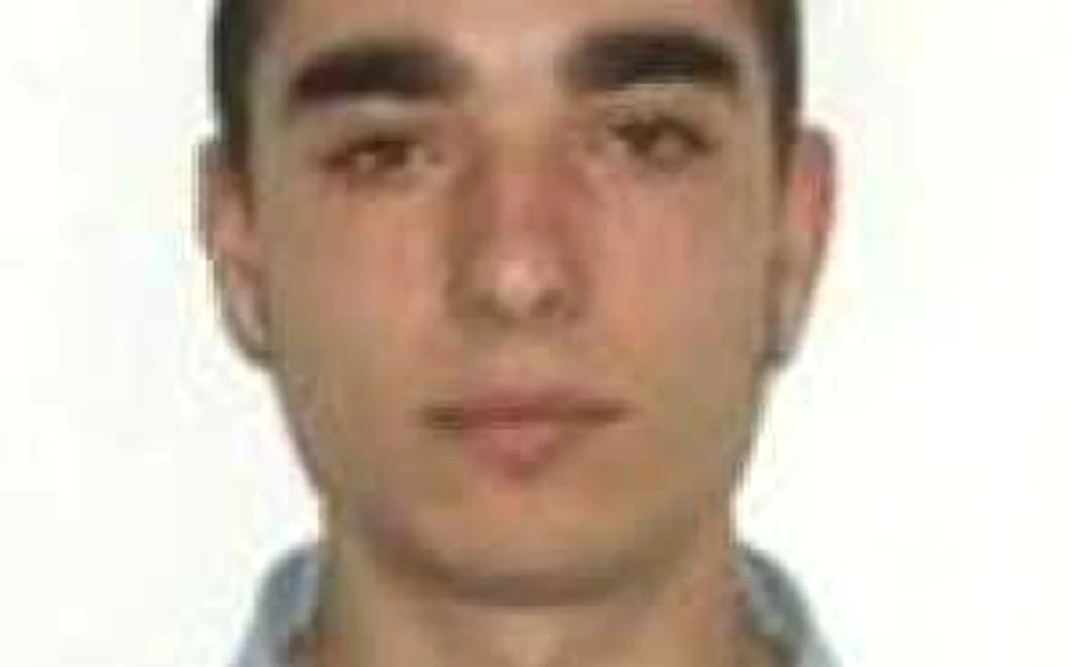 Tânărul a fost văzut ultima dată de familie pe 21 august 2012