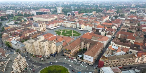 Cazarma U FOTO Triade