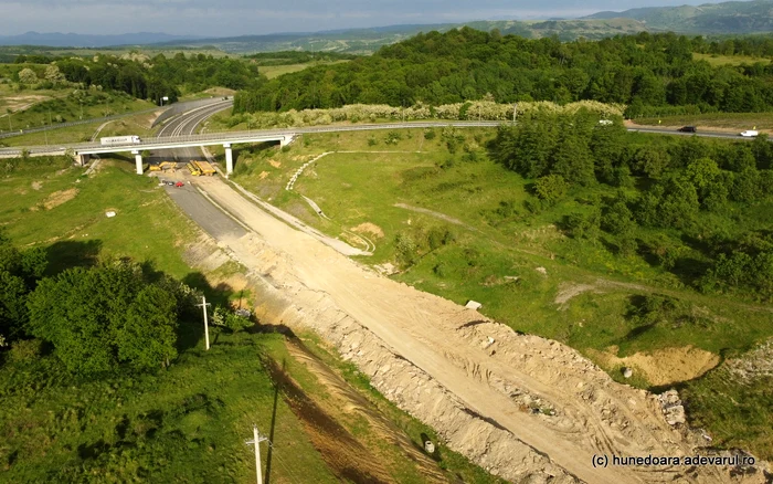 Lucrările au început în zona Holdea. Foto: Daniel Guță. ADEVĂRUL