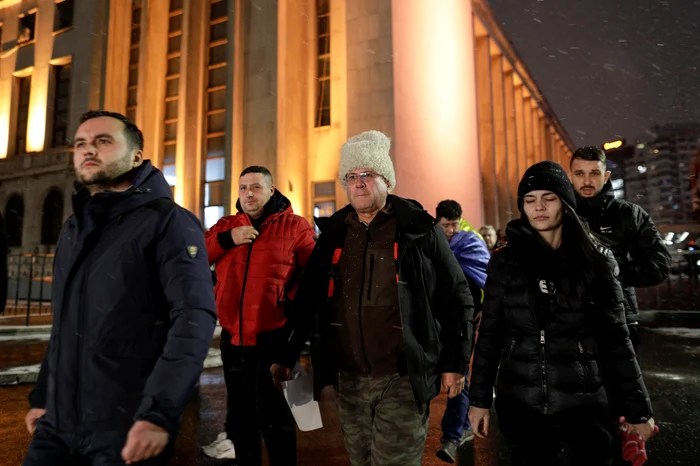 Dănuț Andruș (centru) și alți reprezentanți ai protestatarilor FOTO Inquam Photos