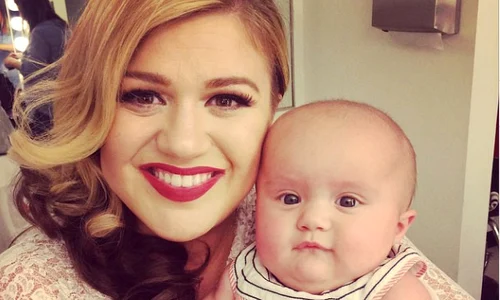 kelly clarkson a jpg jpeg