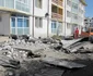Muncitorii au venit pentru a face curăţenie FOTO