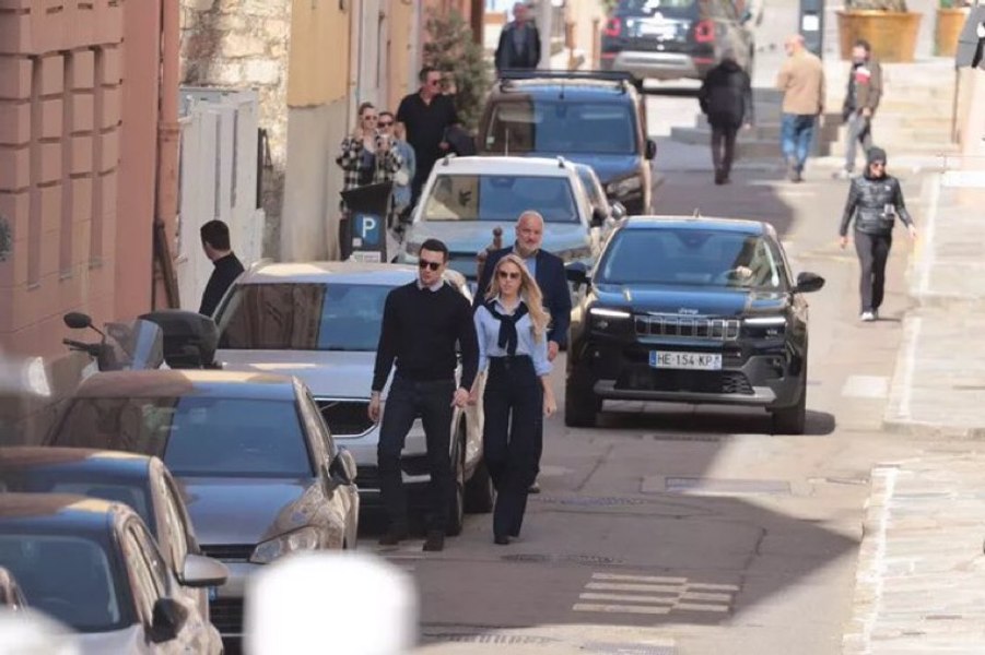 Liderul extremei drepte din Franța, Jordan Bardella, ar avea o relație cu o prințesă italiană