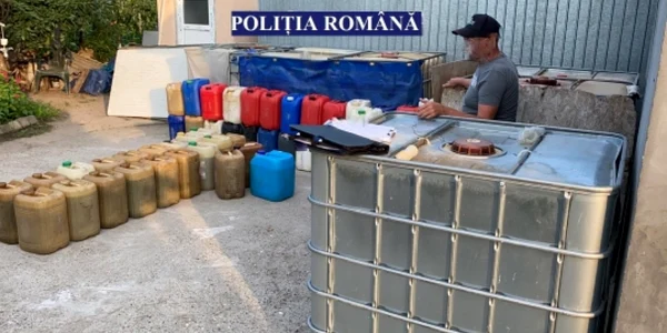 percheitii produs petrolier indisponibilizat foto politia romana
