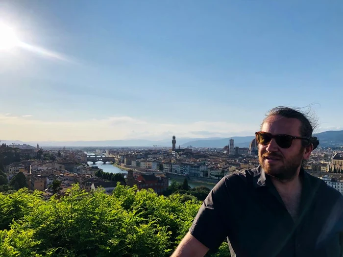 Artificii, cântece, aplauze. Așa au trăit italienii meciul, în stradăfoto: arhivă personală