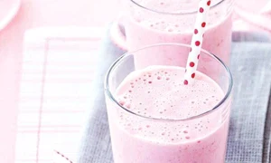 smoothie cu banana jpeg