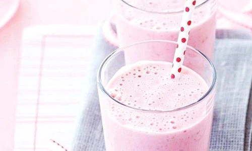 smoothie cu banana jpeg