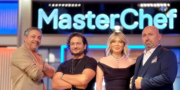  Chef Florin Dumitrescu (36 de ani) abia așteaptă să descopere noul sezon MasterChef de la ProTV, alături de colegii și bunii săi prieteni