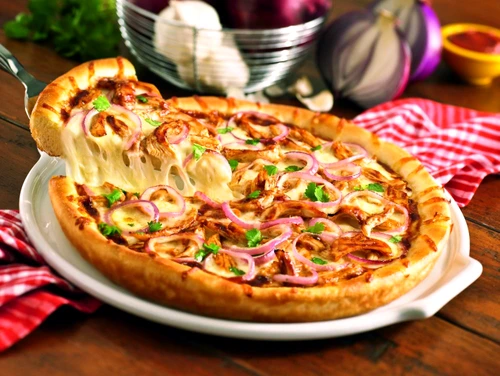 pizza cu ciuperci si cascaval jpeg