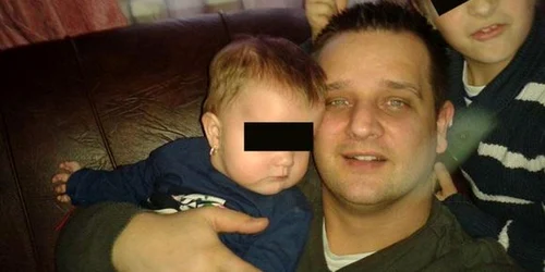 Alin Mazilu alături de fetiţa şi de băieţelul său - sibianul care si-a violat fetita 
