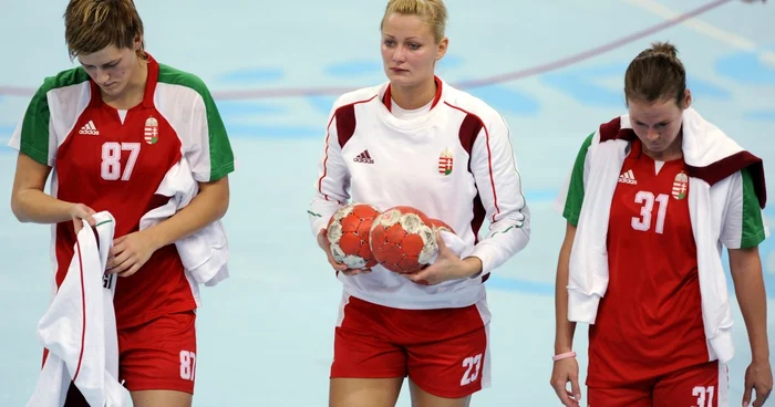 Gabriella Szucs (centru) * Foto: Reuters