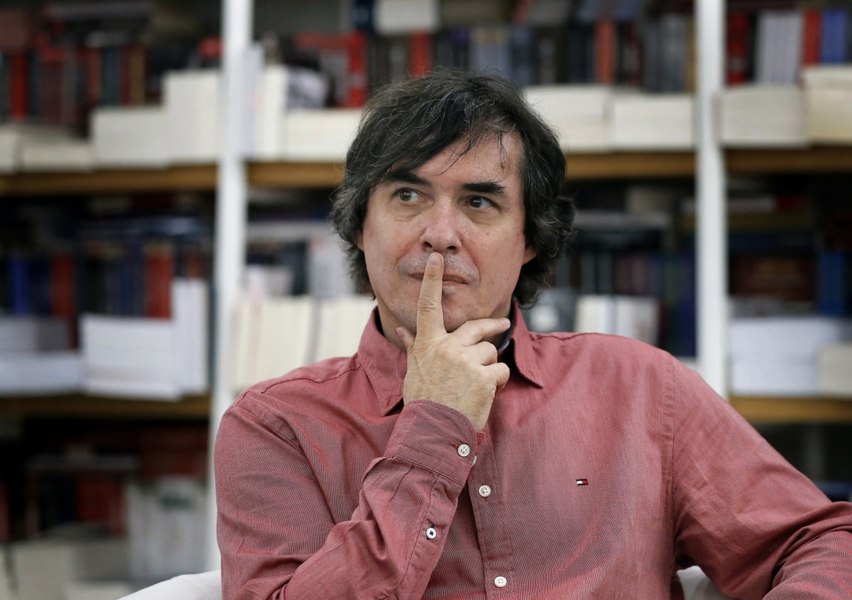 Mircea Cărtărescu, scriitorul tradus în cel puțin 25 limbi, „este bun, dar nu de nivelul Academiei Române”. Cum motivează instituția respingerea