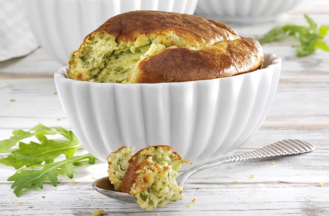 sufleu de broccoli cu branza de capra jpeg