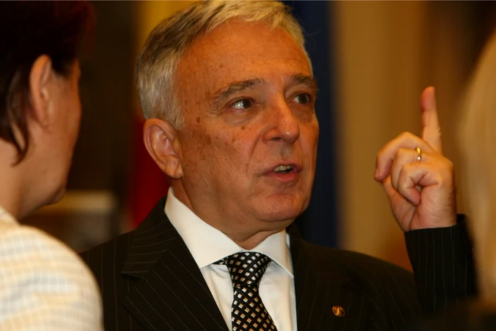 Mugur Isărescu a declarat că revizuirea PIB se întâlneşte şi în cazul ţărilor avansate FOTO Adevărul
