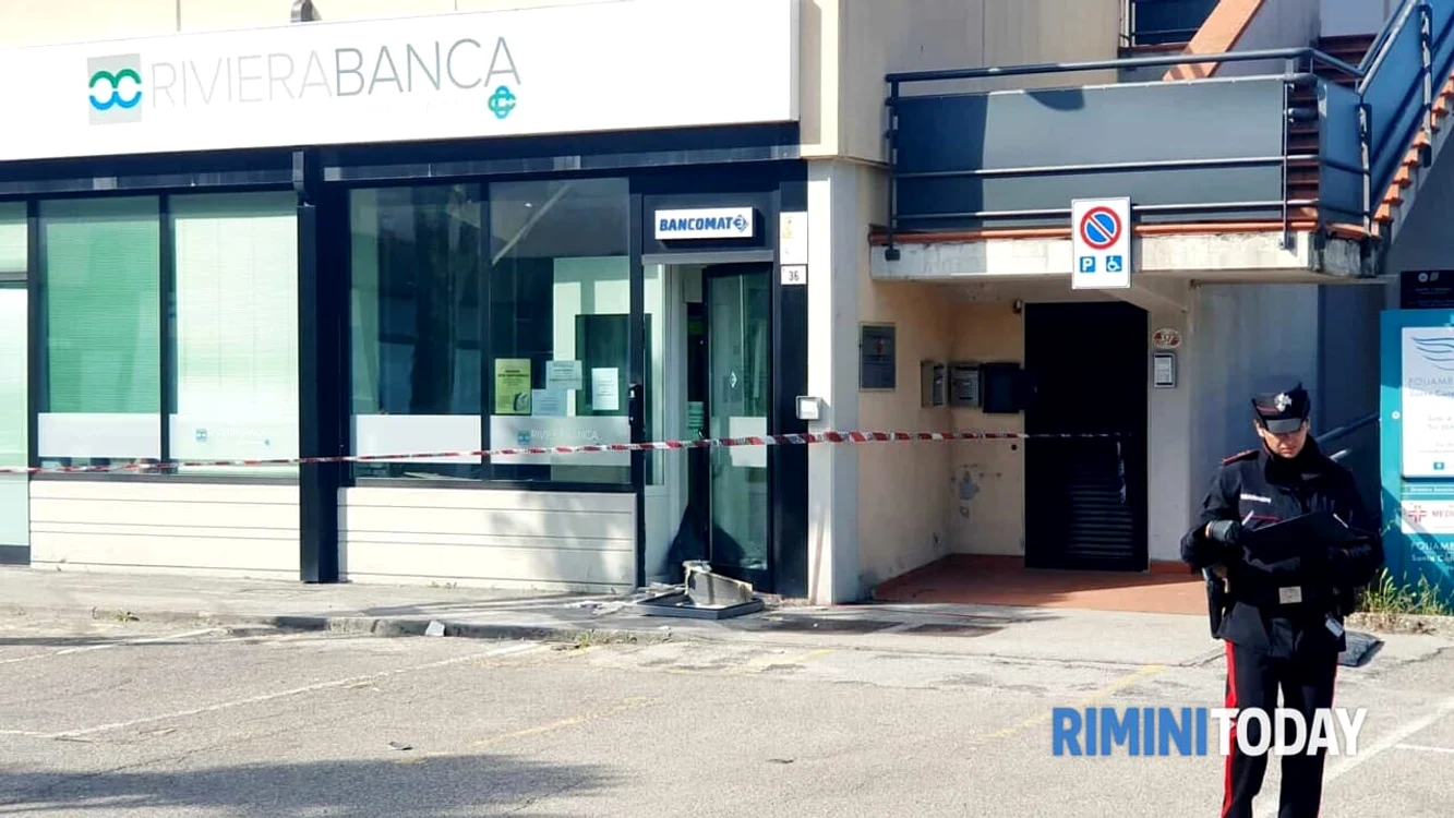 Atacul de bancă FOTO Rimini Today