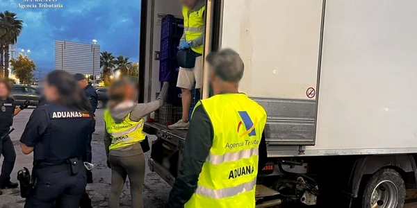 perchezitii camion frigorific Agencia Tributaria jpg