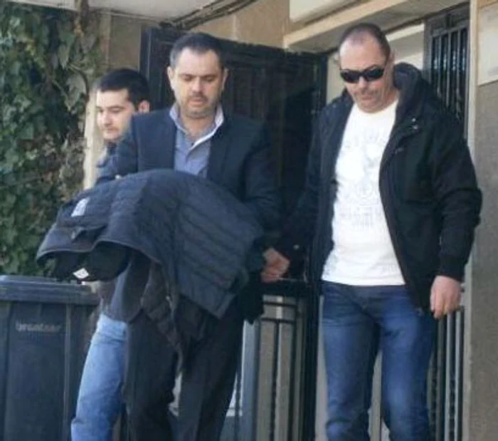 Cătălin Spătaru (în mijloc)