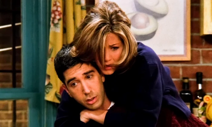jen aniston și david schwimmer PNG