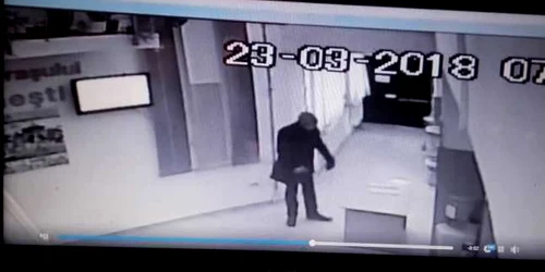 5ab60ed7df52022f75f612a1 jpg