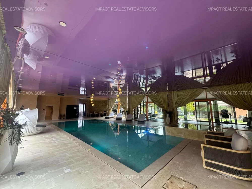 Vila are piscină FOTO: Impact Real Estate