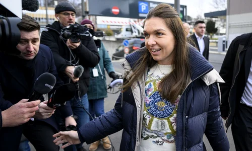 simona halep pulover jpg