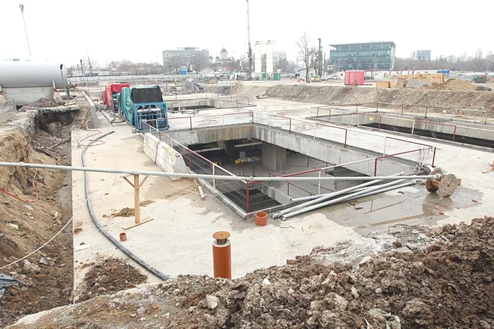 Staţia Academia Militară