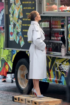 Jennifer Lopez, misterioasă și șic pe străzile din New Jersey, Profimedia