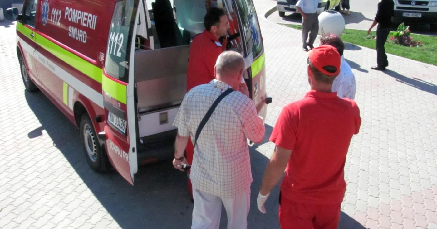Un echipaj SMURD a ajuns la faţa locului (arhivă)