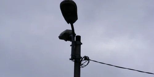 Reşiţa: Zăpada a lăsat aproape 15 localităţi fără curent