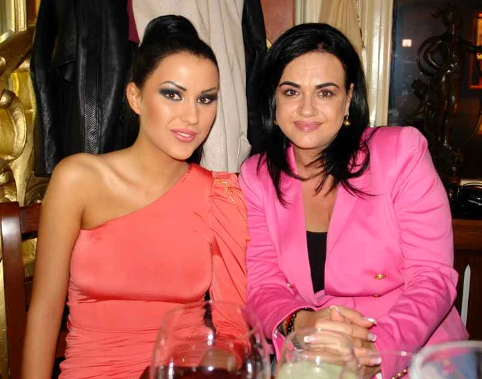 Daniela Crudu i-a povestit psihologului Gabriela Lapadatu despre problemele din relaţia cu Mihai Costea.