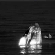 capsula spaceX foto captura video X @NASA  jpg