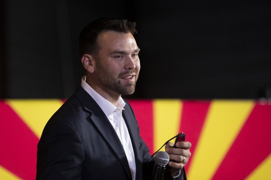 Un conspiraționist MAGA a promis să răstoarne democrația SUA, după ce a spus că revoltele de la Capitoliu s-au oprit la mijlocul drumului VIDEO