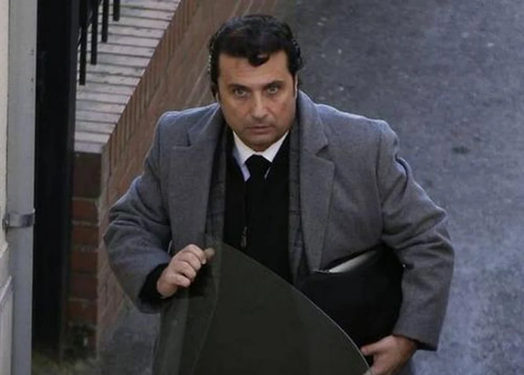 
    Vasul Costa Concordia a naufragiat după ce a lovit nişte stânciFoto Slate.com  