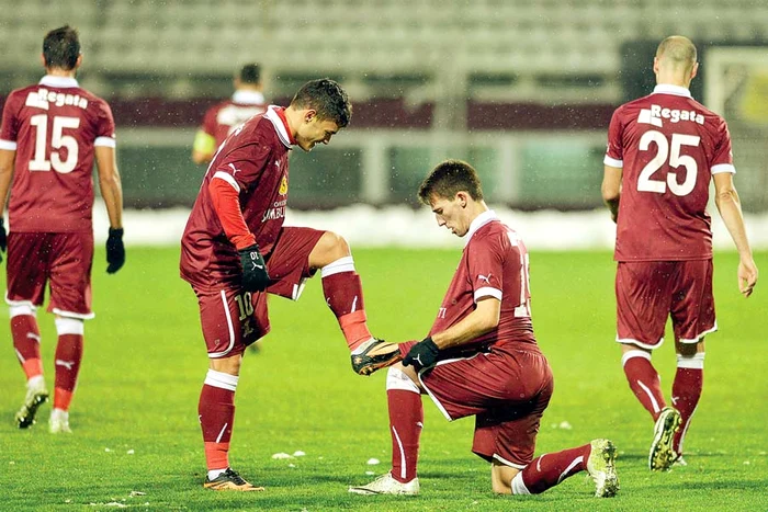 Rapidiştii pot răsufla uşuraţi pentru moment (FOTO: Răzvan Păsărică)