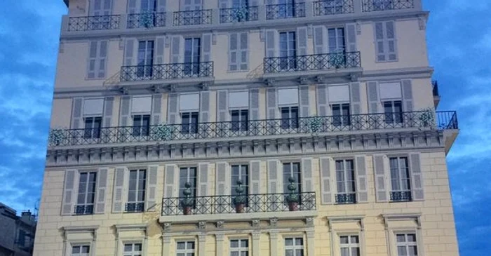 
    Imaginea clădirii pictate a făcut furori pe Internet  Foto: reddit.com  