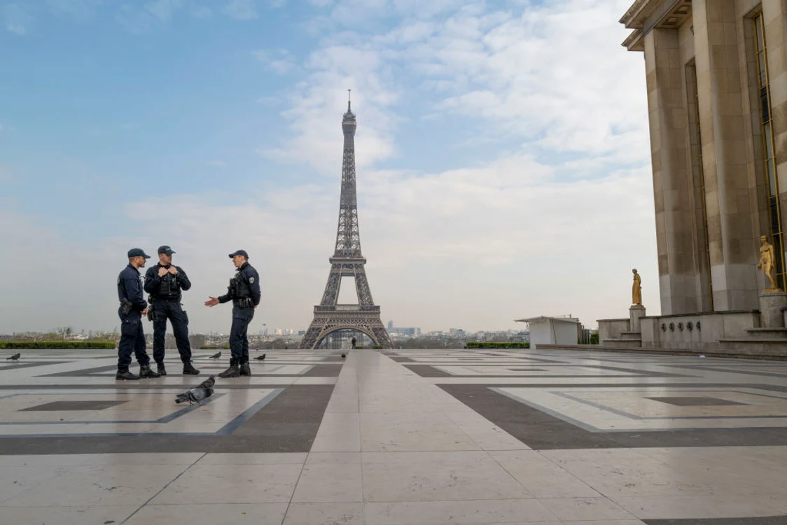 
    Guvernul francez va impune restricții mai dure, după ce numărul de vazuri de Covid a crescutFoto: Getty Images  