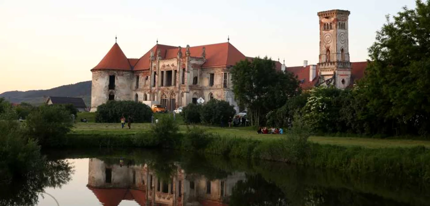 Castelul Banffy de la Bonţida, locul unde are lco Festivalul Electric Castle  FOTO: Florin Ghioca