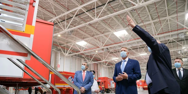 Vizită Klaus Iohannis Raed Arafat Marcel Vela la Spital Ati Romexpo FOTO Presidency.ro